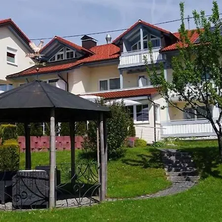 Am Sonnenhang 3*